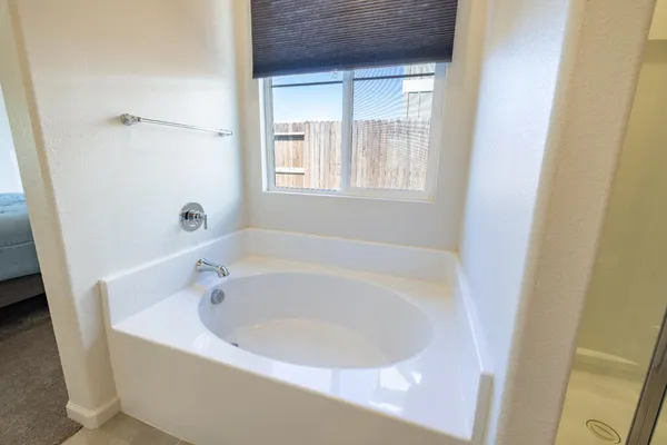 $675,000 | 989 Carbahal Street, Winters, CA 95694