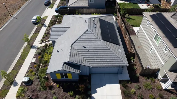 $675,000 | 989 Carbahal Street, Winters, CA 95694