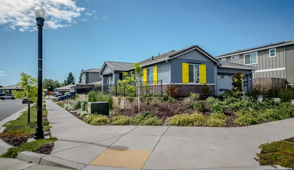 $675,000 | 989 Carbahal Street, Winters, CA 95694