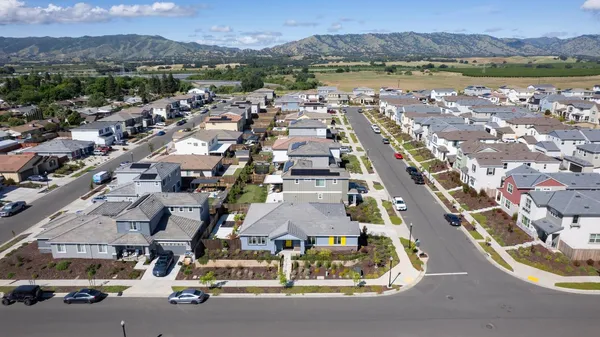 $675,000 | 989 Carbahal Street, Winters, CA 95694