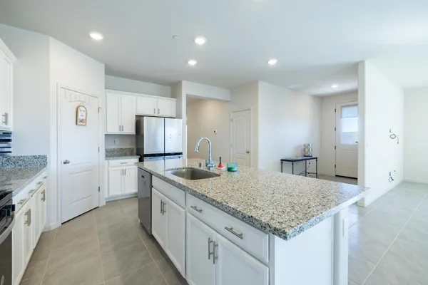 $675,000 | 989 Carbahal Street, Winters, CA 95694