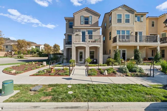 a view of a house with entertaining space