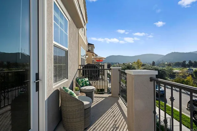 $999,000 | 21547 Trail Blazer Lane, Escondido, CA 92029