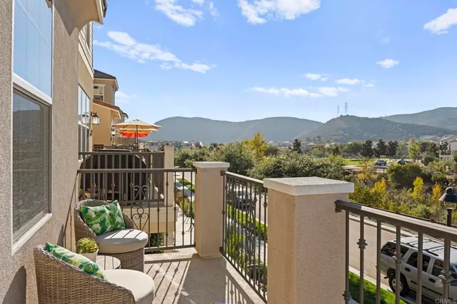 $999,000 | 21547 Trail Blazer Lane, Escondido, CA 92029