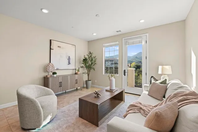 $999,000 | 21547 Trail Blazer Lane, Escondido, CA 92029