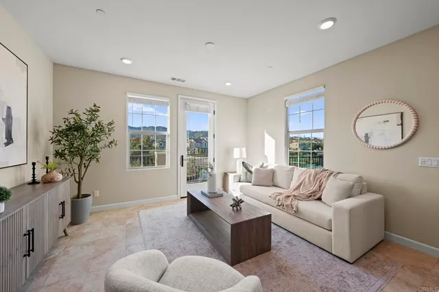 $999,000 | 21547 Trail Blazer Lane, Escondido, CA 92029