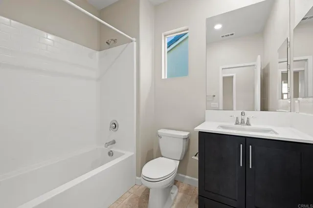 $999,000 | 21547 Trail Blazer Lane, Escondido, CA 92029