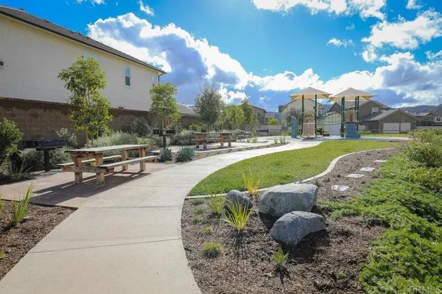 $999,000 | 21547 Trail Blazer Lane, Escondido, CA 92029