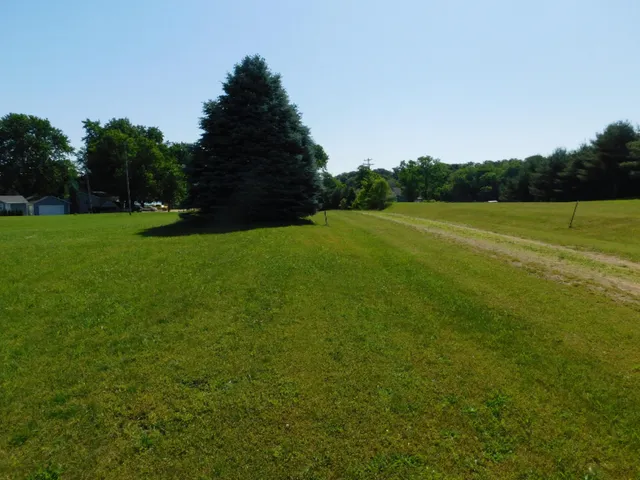 $85,000 | 48893 Main Street, Lawrence, MI 49064