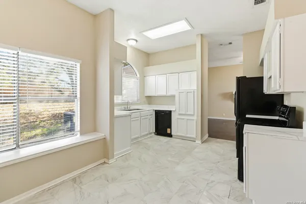 $1,700 | 4102 Mystic Sunrise Drive, San Antonio, TX 78244