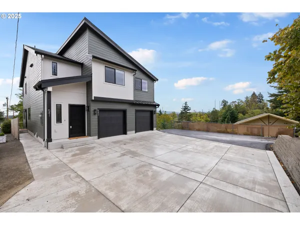 $925,000 | 541 Northwest 8th Avenue, Camas, WA 98607