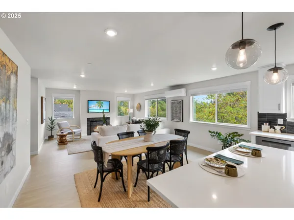 $925,000 | 541 Northwest 8th Avenue, Camas, WA 98607