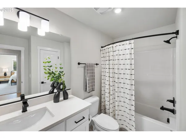 $925,000 | 541 Northwest 8th Avenue, Camas, WA 98607