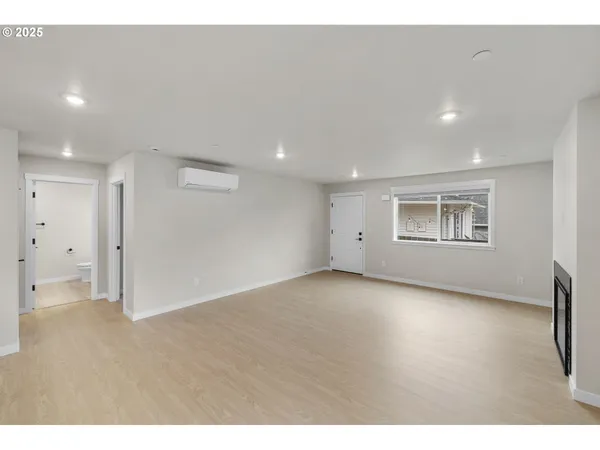 $925,000 | 541 Northwest 8th Avenue, Camas, WA 98607