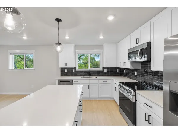 $925,000 | 541 Northwest 8th Avenue, Camas, WA 98607