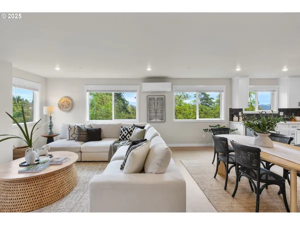 $925,000 | 541 Northwest 8th Avenue, Camas, WA 98607