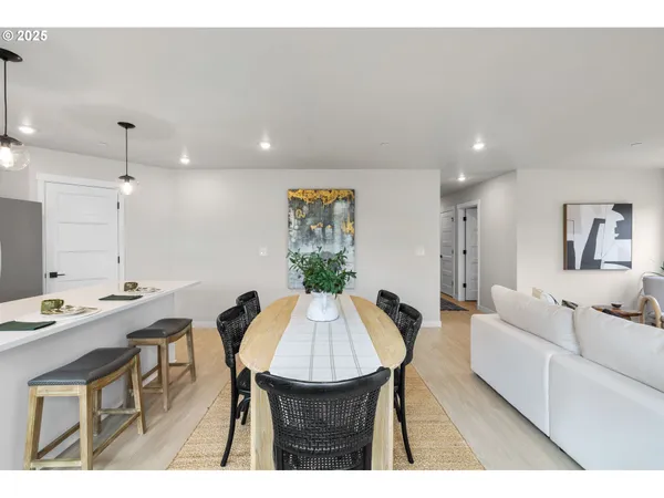 $925,000 | 541 Northwest 8th Avenue, Camas, WA 98607