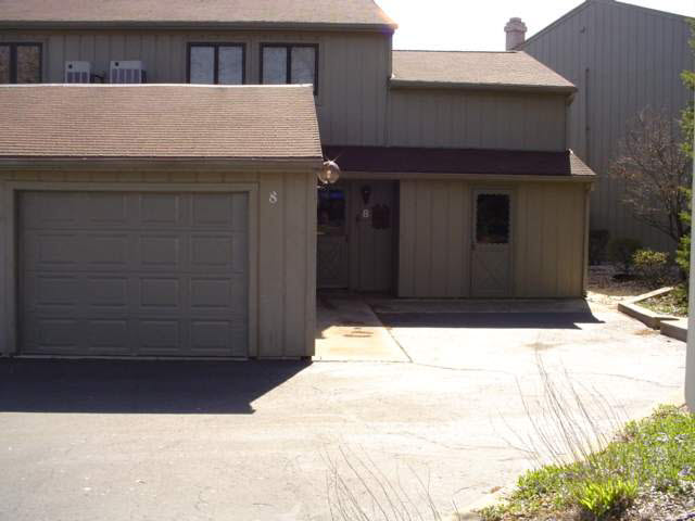 12601 Pleasant Grove Road Syracuse, IN 46567 - Photo 2 of 8 Gallery Image 2