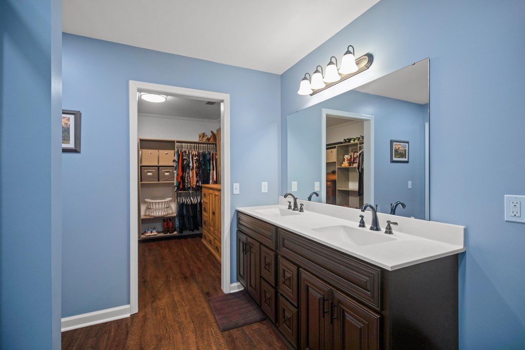 1204 Cambridge Road Dothan, AL 36305 - Photo 25 of 58 primary bath