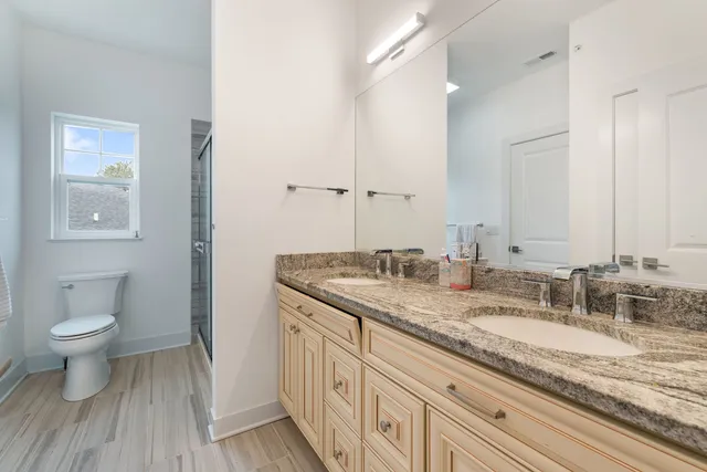 $729,900 | 580 Francesca Lane, Roselle, IL 60172