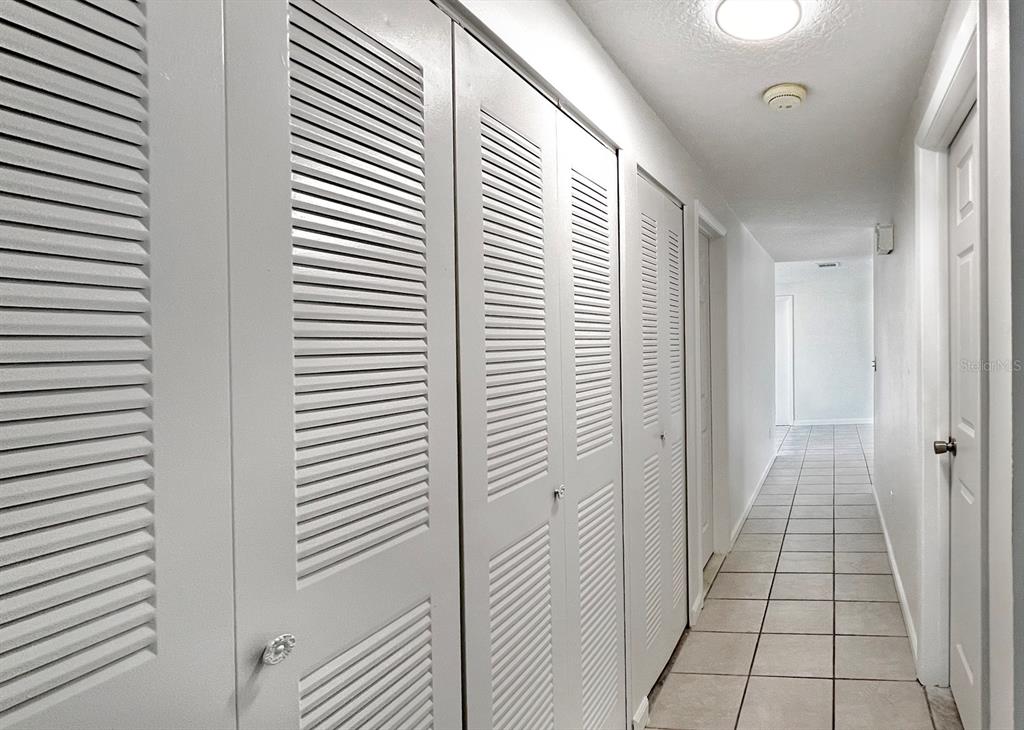 2307 Merrily Circle North Seffner, FL 33584 - Photo 14 of 26