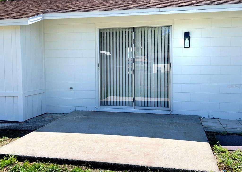 2307 Merrily Circle North Seffner, FL 33584 - Photo 22 of 26