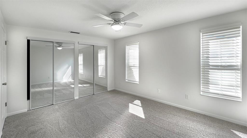 2307 Merrily Circle North Seffner, FL 33584 - Photo 4 of 26