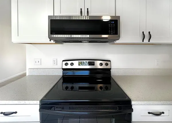 $334,900 | 2307 Merrily Circle North, Seffner, FL 33584