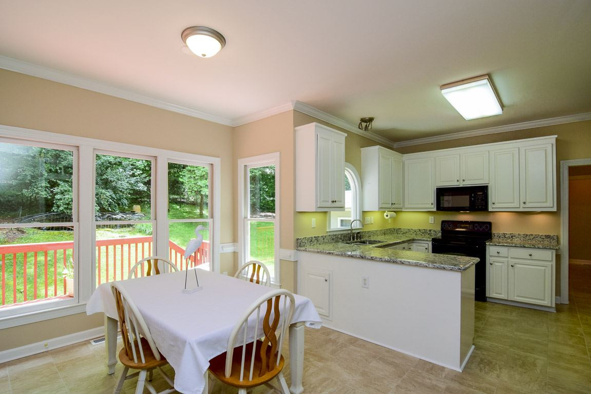 4600 Salem Ridge Road Holly Springs, NC 27540 - Photo 6 of 25 Breakfast Area