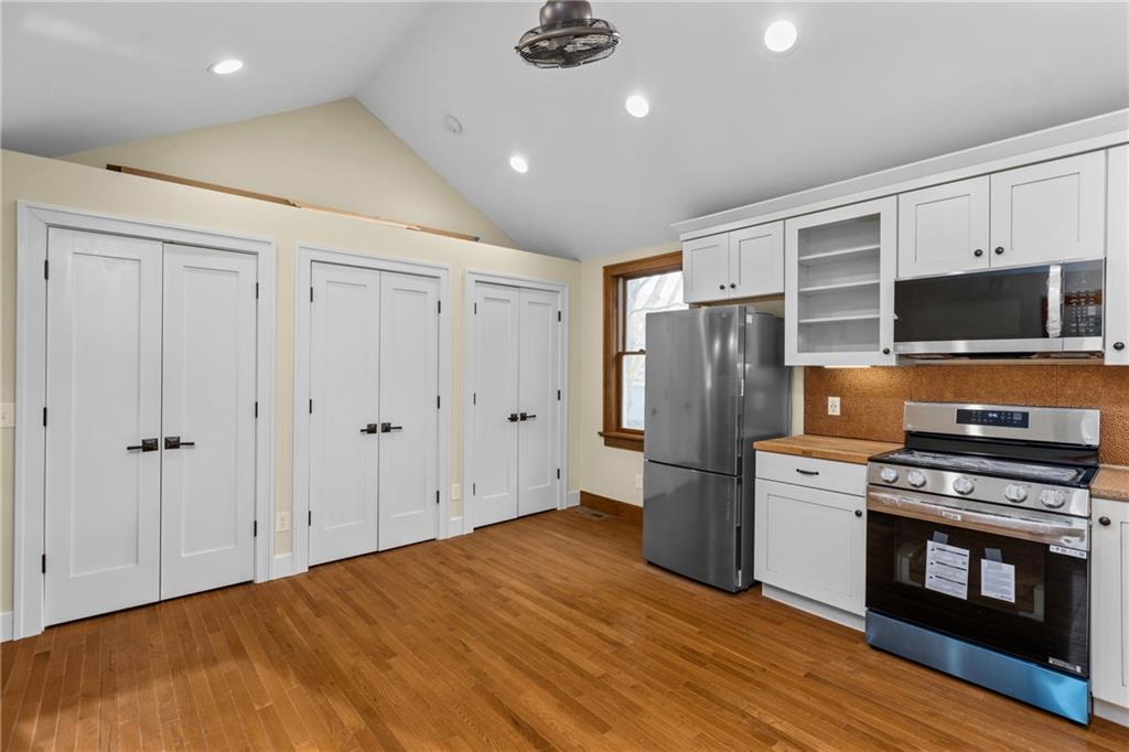 2 Quarry Road Sewickley, PA 15143 - Photo 17 of 29 a kitchen with stainless steel appliances a refrigerator and a stove top oven