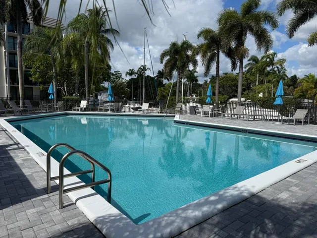 a view of outdoor space with sitting space