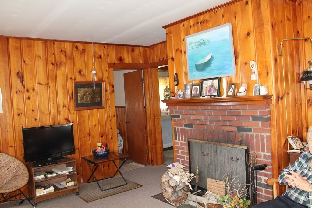 28 Constitution Road Marshfield, MA 02050 - Photo 12 of 15 Gallery Image 12