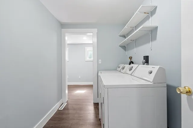 $1,800 | 31 Mill Street, Unit 1, Pepperell, MA 01463