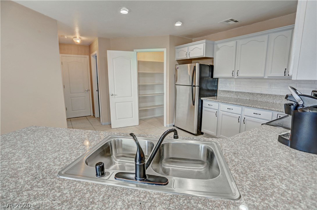 141 West Simkins Road Pahrump, NV 89060 - Photo 15 of 50 Gallery Image 15