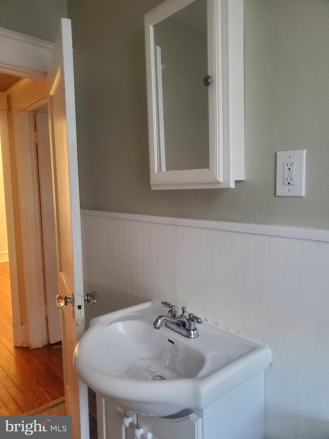 1031 Edgemore Road Philadelphia, PA 19151 - Photo 22 of 83 Gallery Image 22