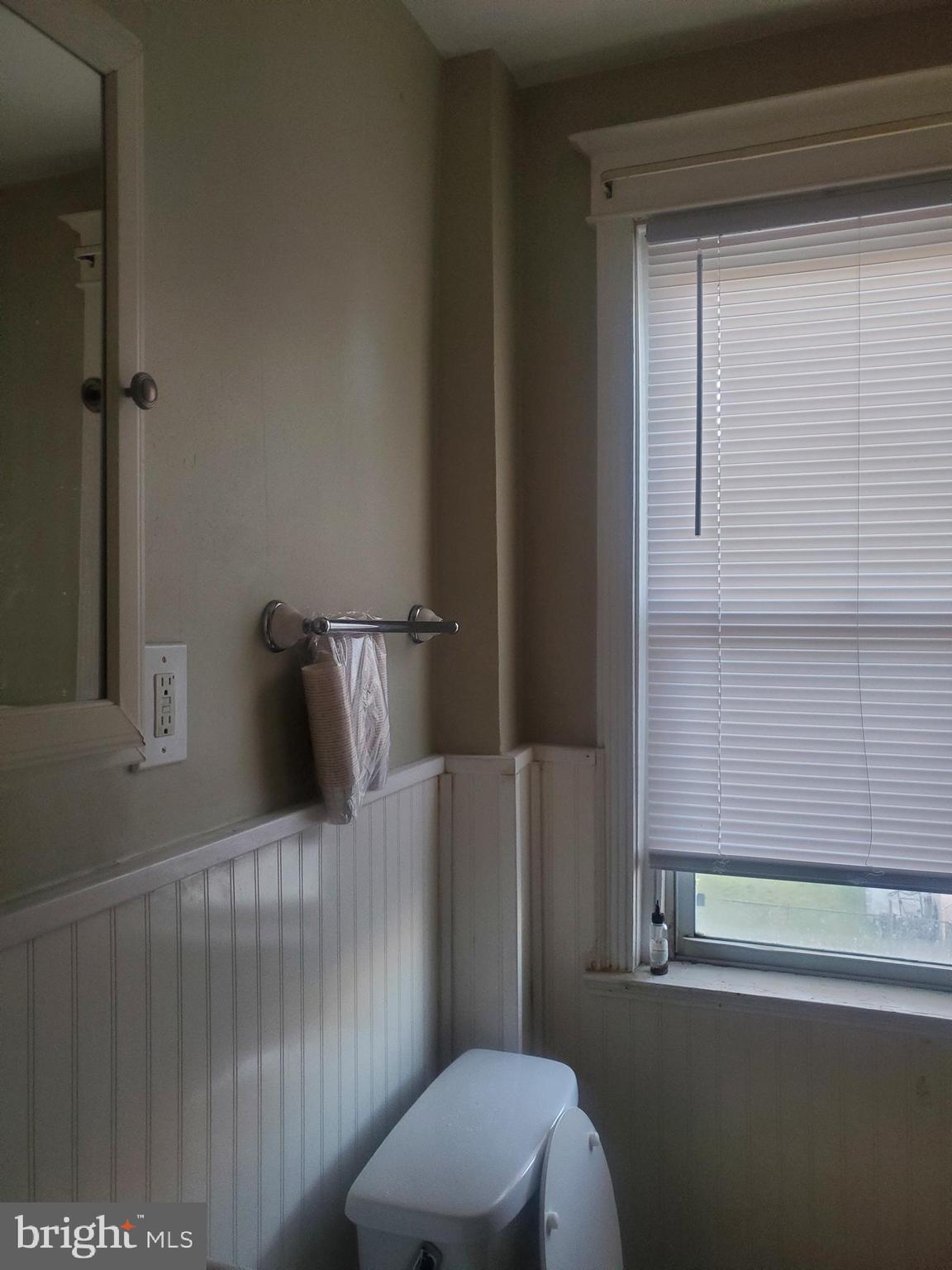 1031 Edgemore Road Philadelphia, PA 19151 - Photo 26 of 83 Gallery Image 26