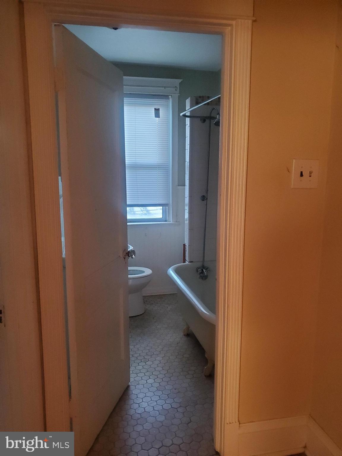 1031 Edgemore Road Philadelphia, PA 19151 - Photo 27 of 83 Gallery Image 27