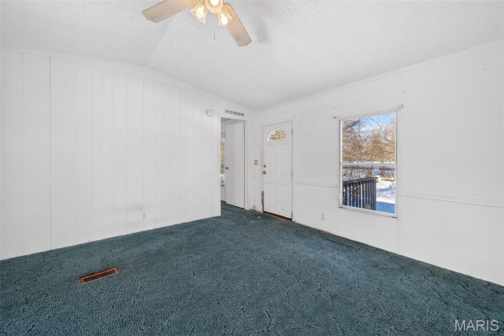 90 New Hope Road Elsberry, MO 63343 - Photo 9 of 37