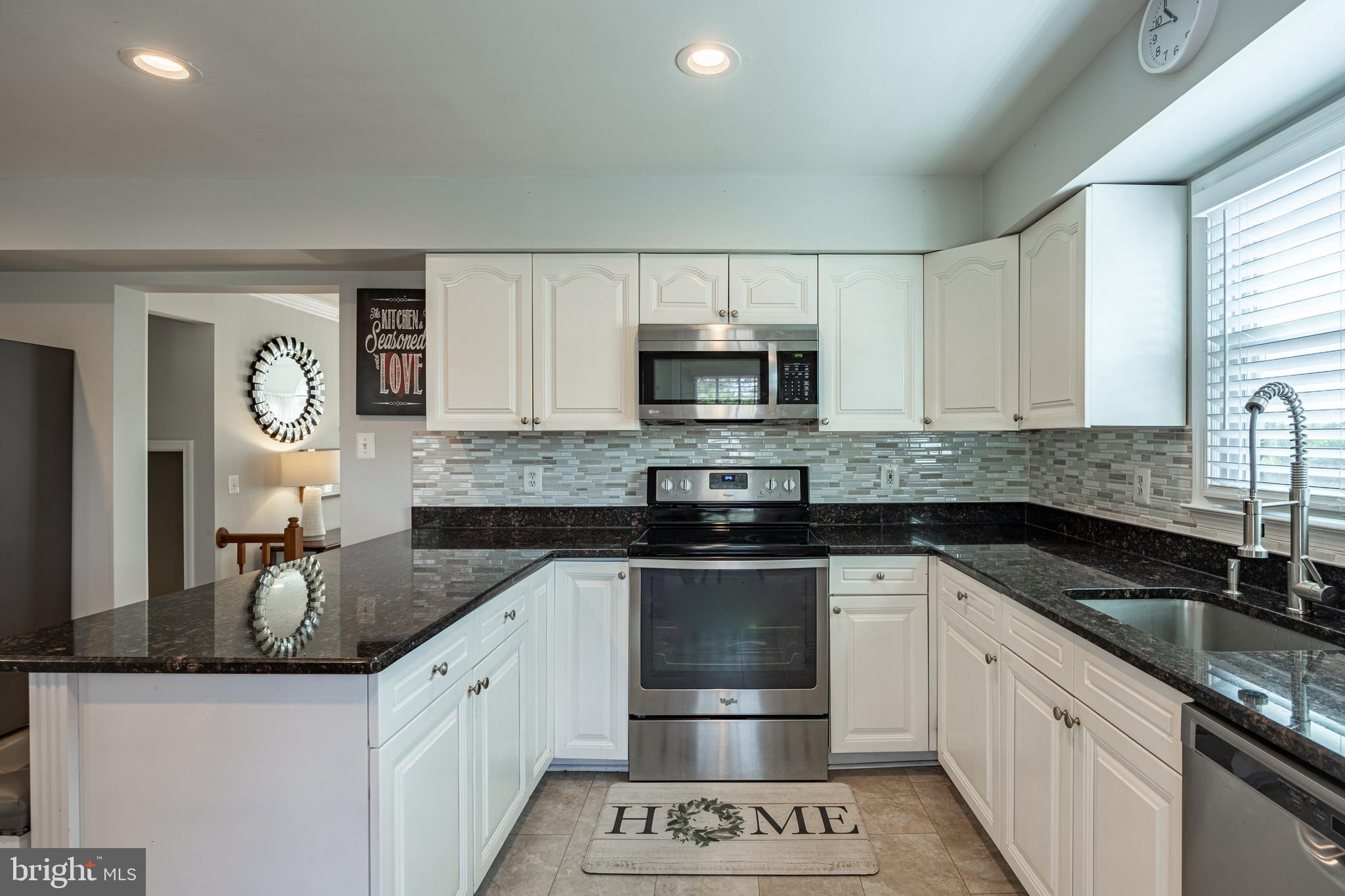 46802 Rabbitrun Terrace Sterling, VA 20164 - Photo 21 of 50 Gallery Image 21