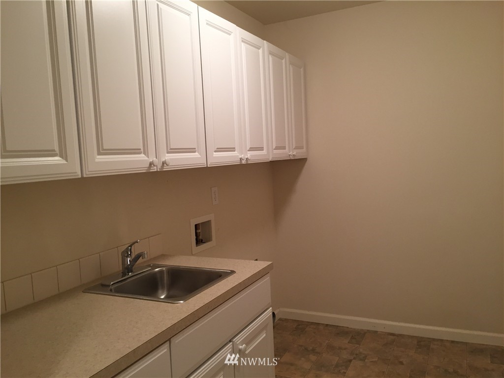 160 East Soderberg Road, Unit H22 Allyn, WA 98524 - Photo 22 of 25