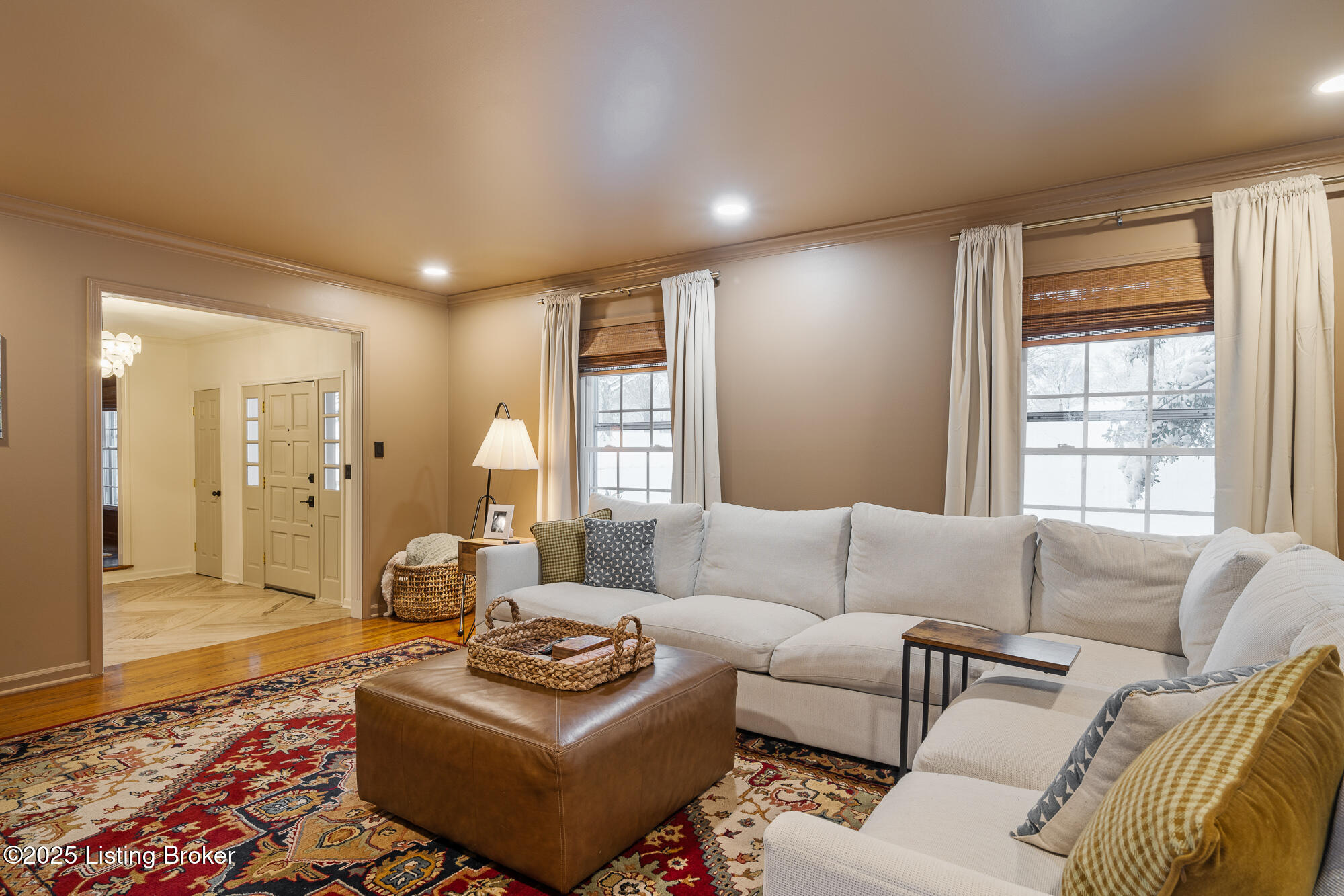 7609 Tallwood Road Prospect, KY 40059 - Photo 16 of 45 Family room