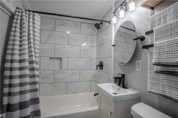 $215,000 | 77 Walnut Street, Clarksville, PA 15322