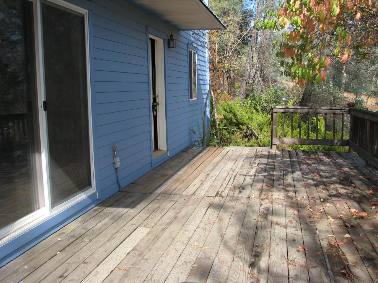 15898 Lower Springs Road Redding, CA 96001 - Photo 4 of 14 2