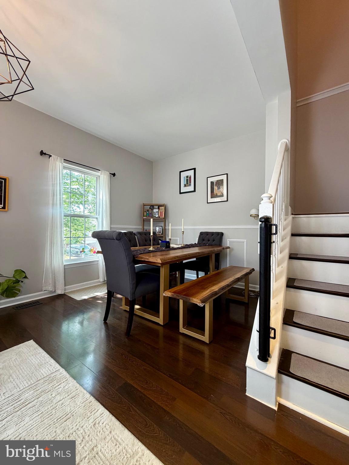 7108 Wheeling Way Gainesville, VA 20155 - Photo 18 of 45 a workspace with wooden floor