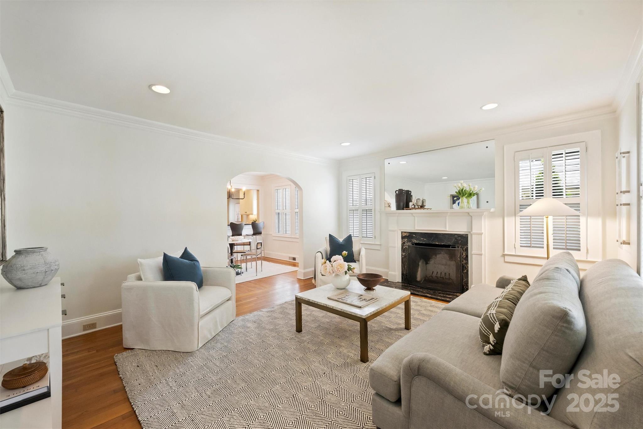 2015 Club Road Charlotte, NC 28205 - Photo 6 of 29 Gallery Image 6
