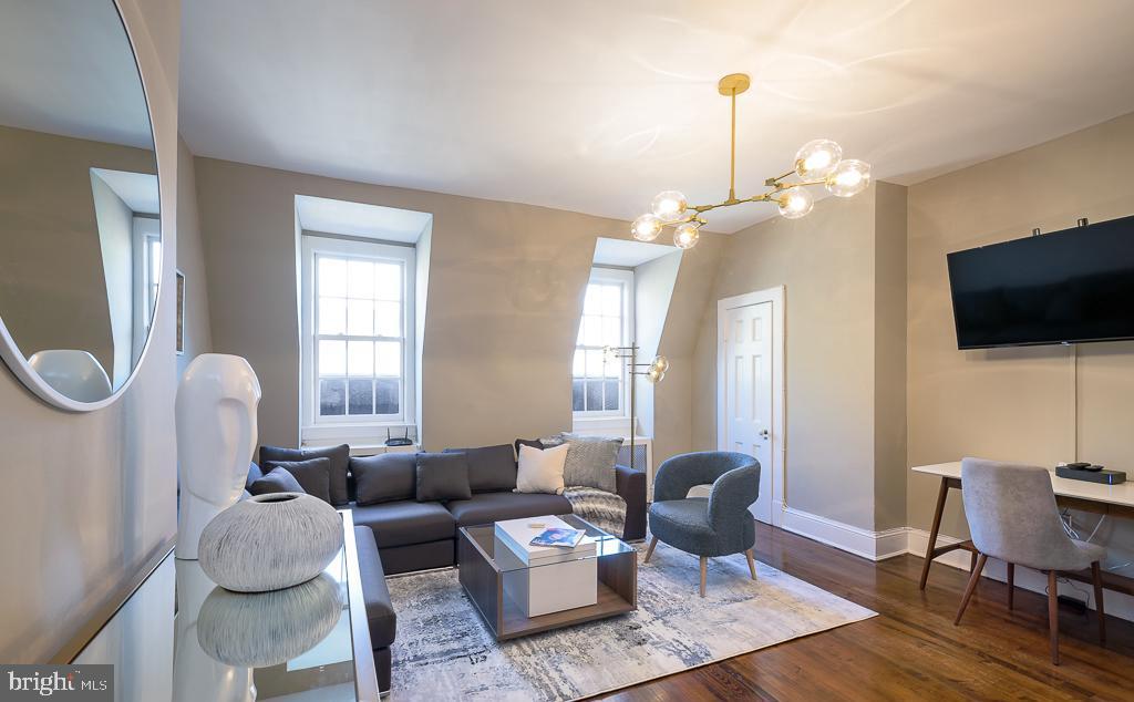 1904 R Street Northwest, Unit 5 Washington, DC 20009 - Photo 1 of 31 Gallery Image 1