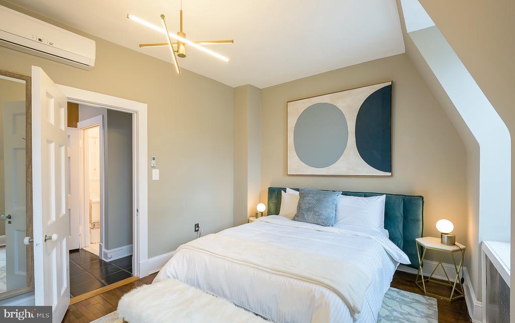 1904 R Street Northwest, Unit 5 Washington, DC 20009 - Photo 11 of 31 Gallery Image 11