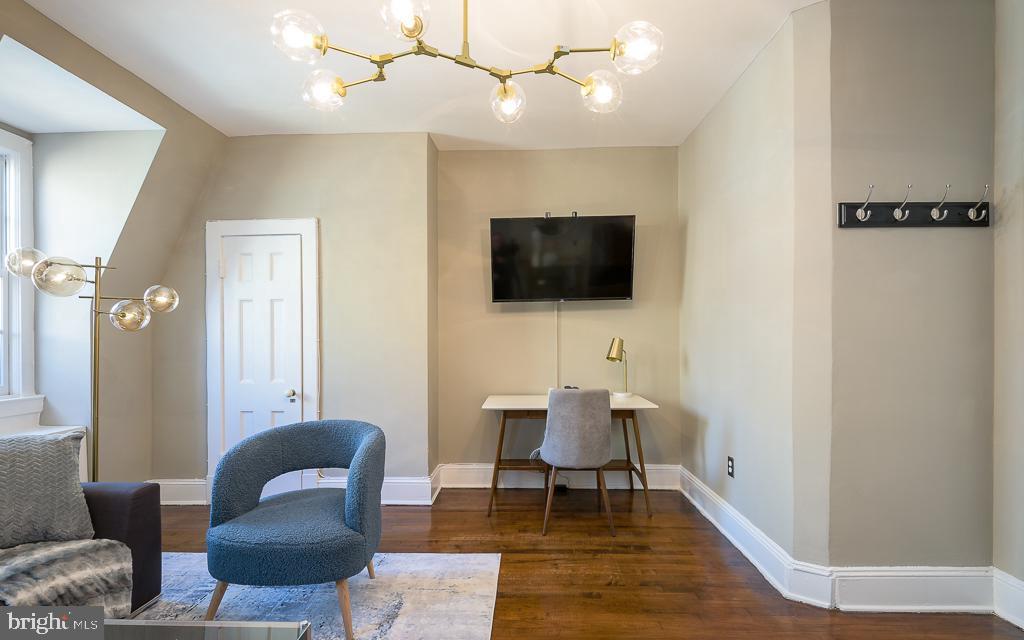 1904 R Street Northwest, Unit 5 Washington, DC 20009 - Photo 4 of 31 Gallery Image 4