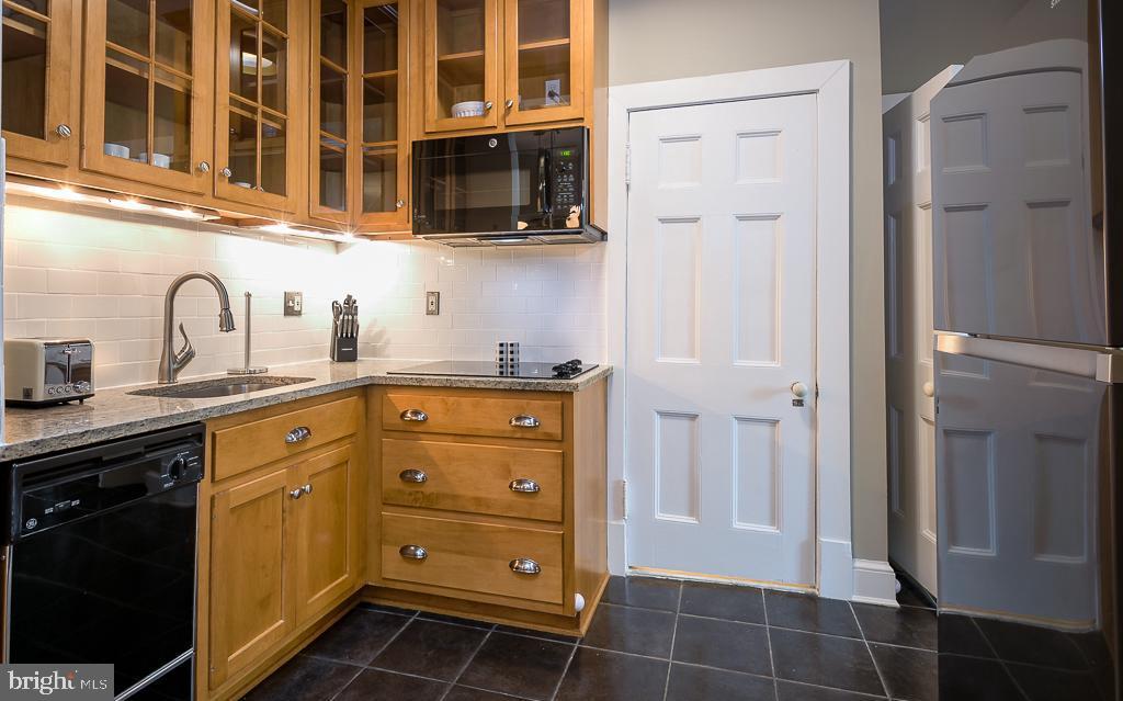 1904 R Street Northwest, Unit 5 Washington, DC 20009 - Photo 8 of 31 Gallery Image 8