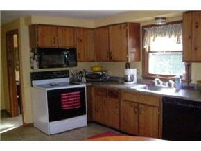 60 B Scobie Pond Road, Unit 60B Derry, NH 03038 - Photo 3 of 8